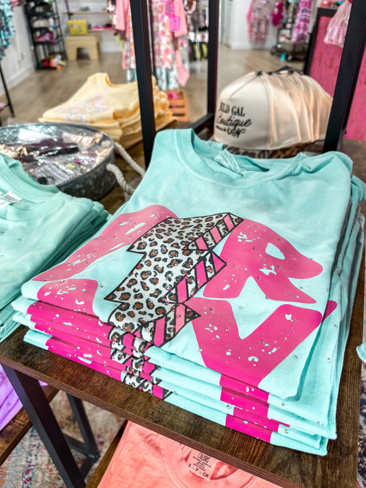 Pray Graphic Tee