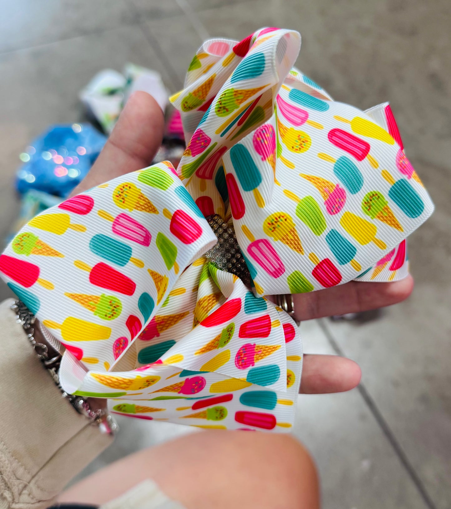 Rhinestone Clip Bows (Patterns)
