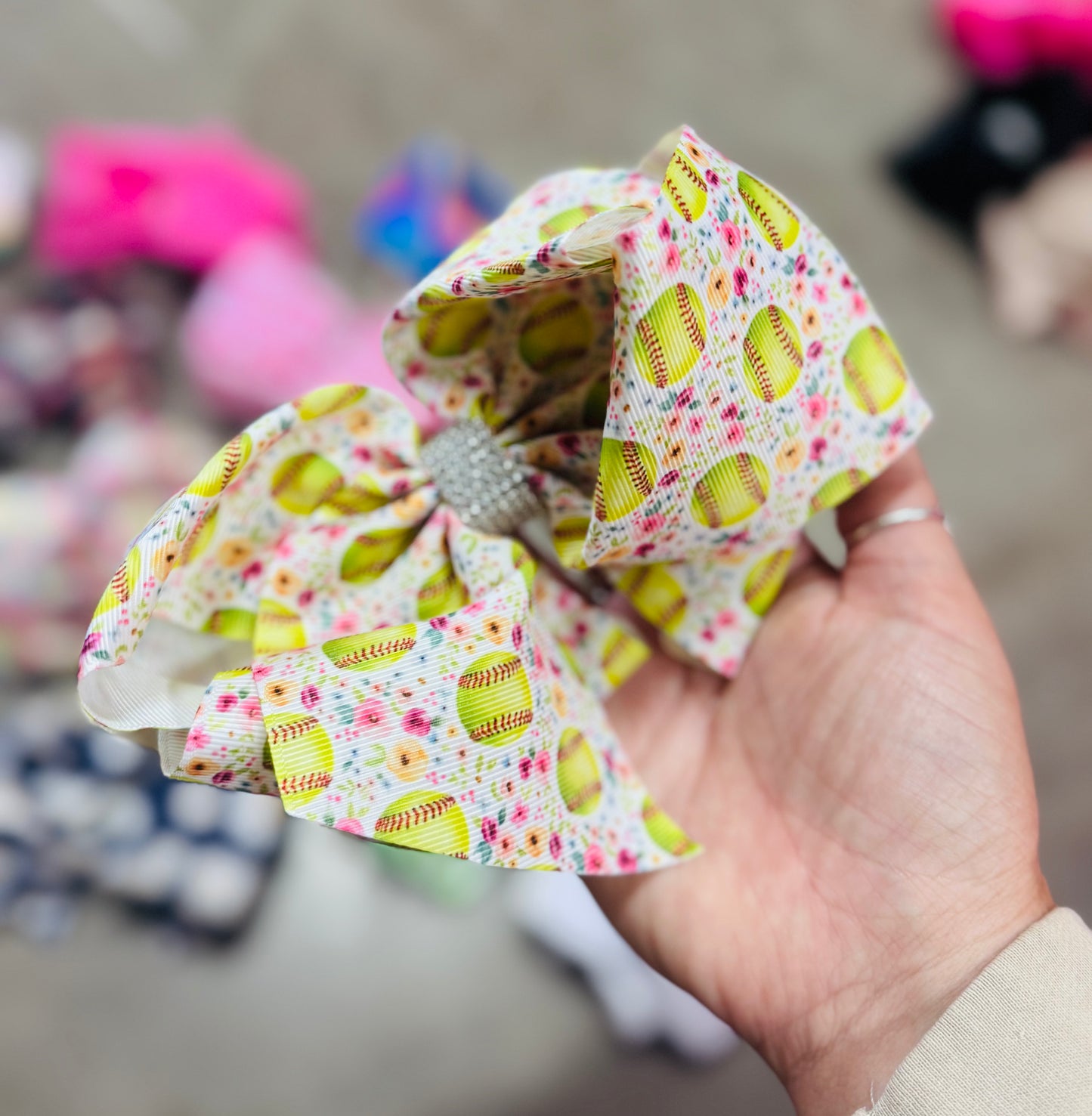 Rhinestone Clip Bows (Patterns)