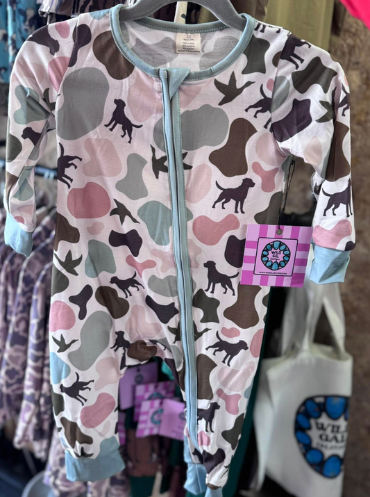 Huntin' Dog Camo Zippy